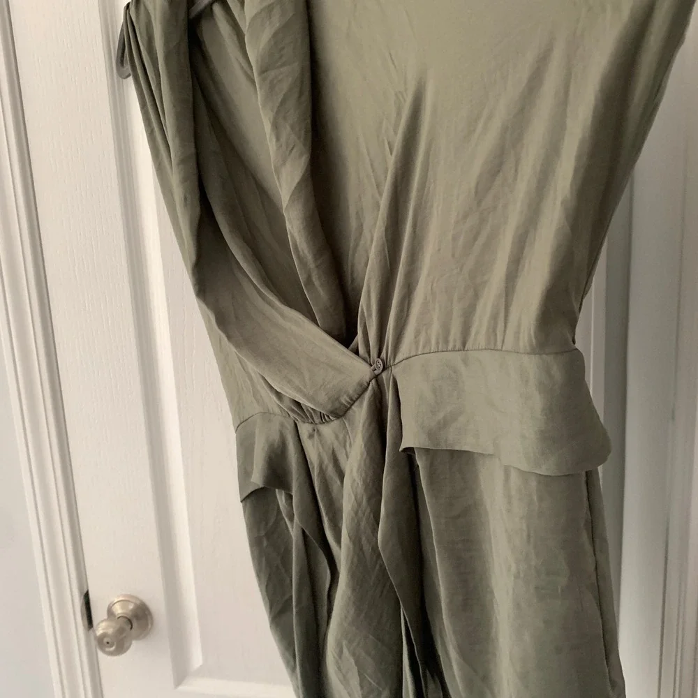 Hoss Intropia Aloe Green‎ Sleeveless Wrap Blouse Top Size 40 VES 7386.689